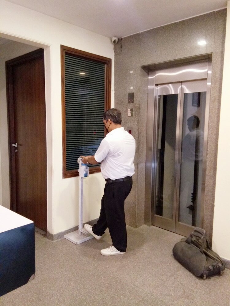 Фото Airport Hotel Chanakya