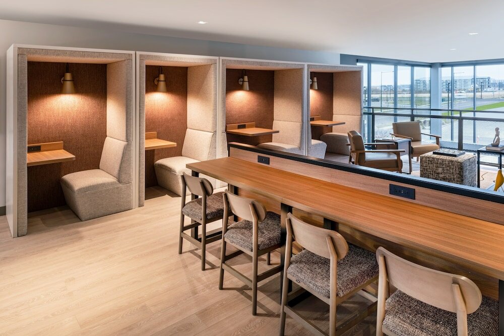 Фото Atwell Suites Denver Airport Tower Road, an Ihg Hotel