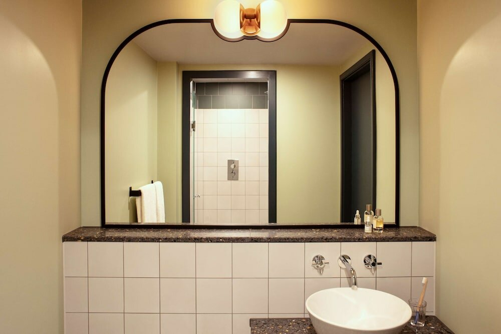 Фото The Hoxton Shepherds Bush