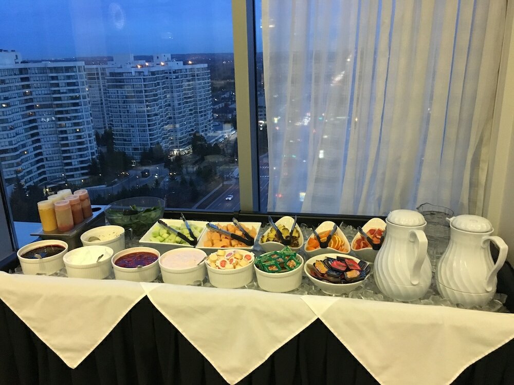 Фото Liberty Suites Hotel