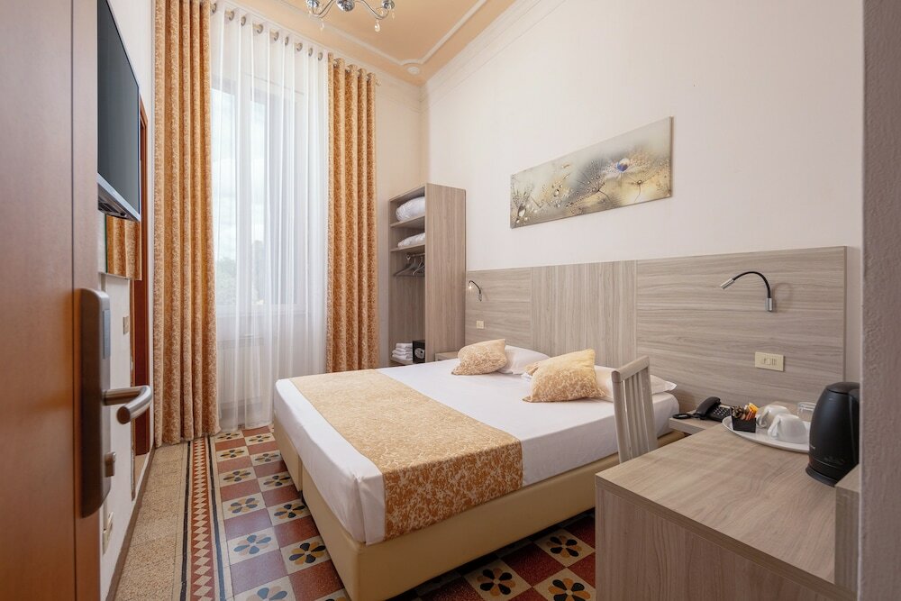 Фото Lilium Hotel