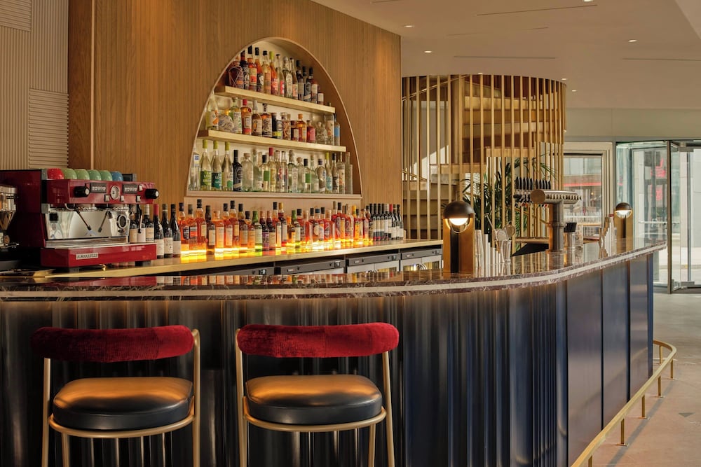 Фото Montcalm East, Autograph Collection