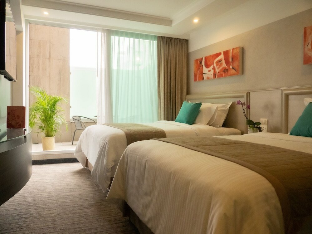 Фото Hotel Marbella