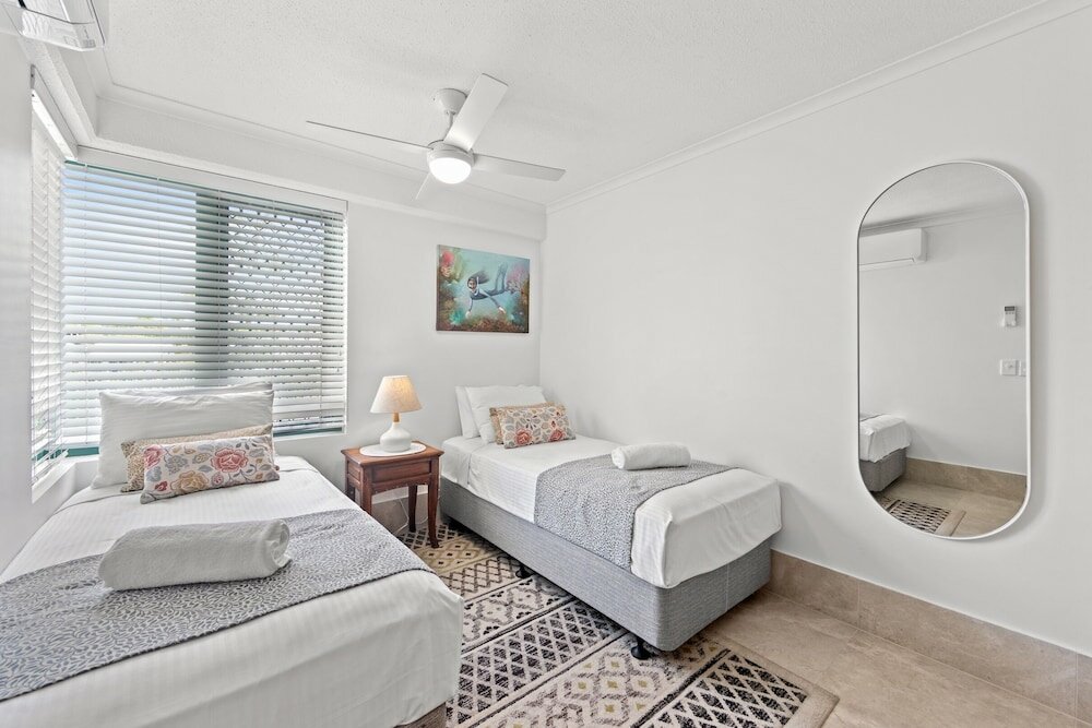 Фото Norfolks on Moffat Beach