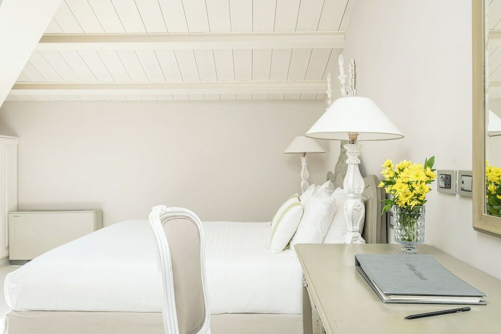 Фото Micra Anglia Boutique Hotel & SPA