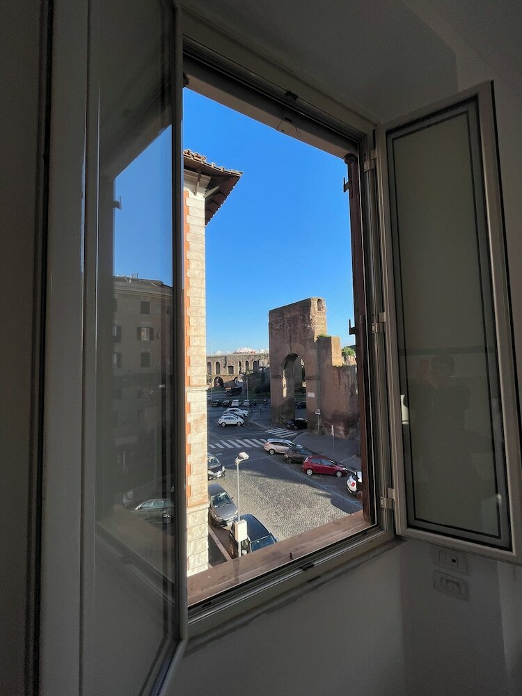 Фото Rome Experience Hostel