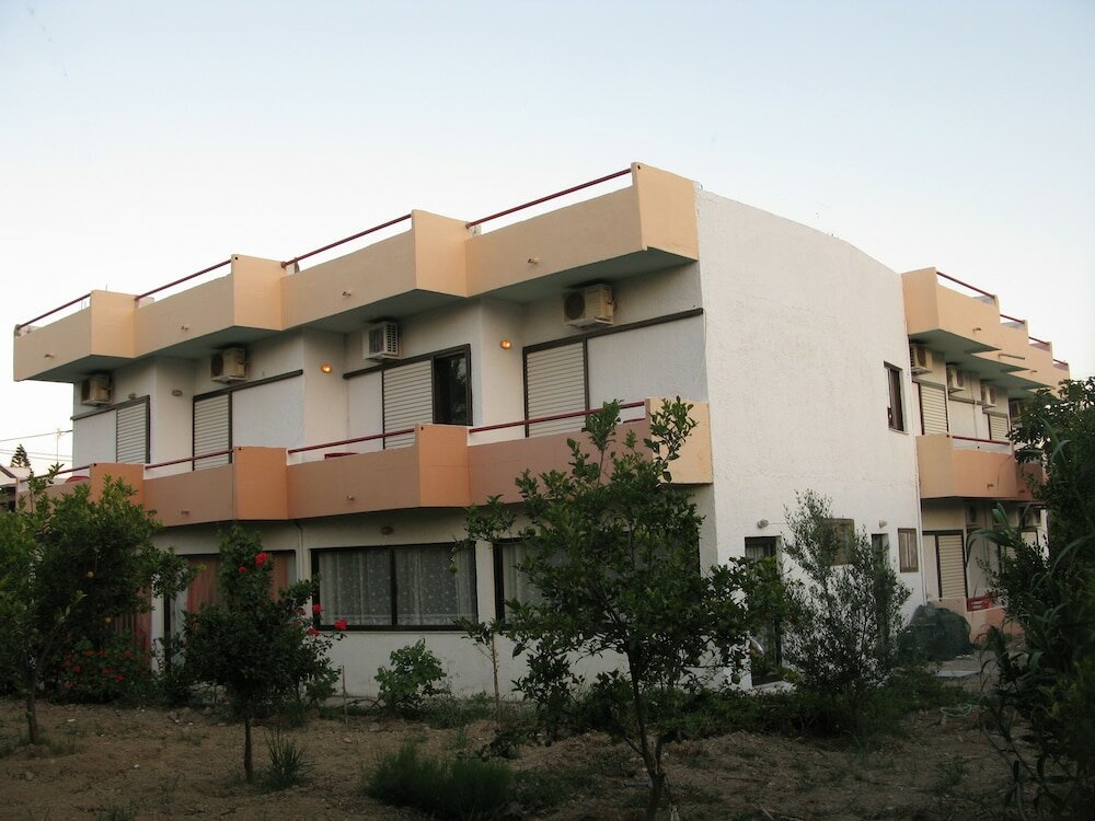 Фото Violetta Hotel