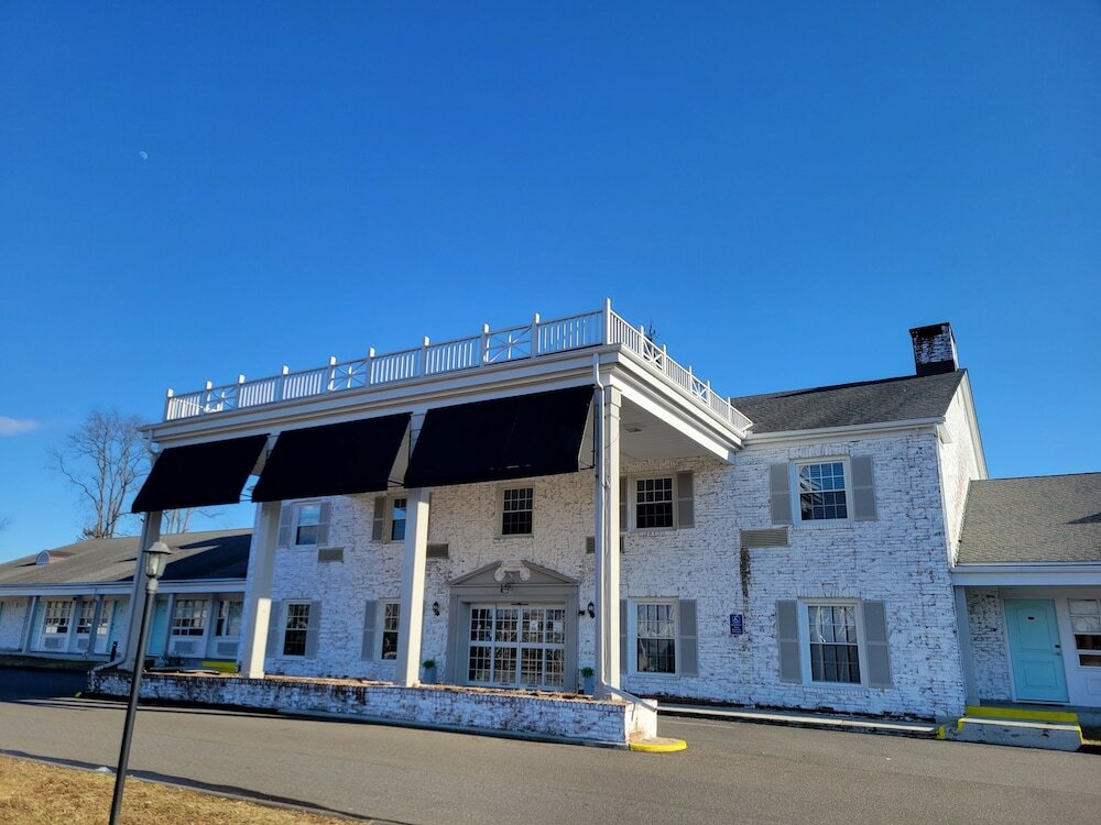 Фото The Circle Hotel Fairfield