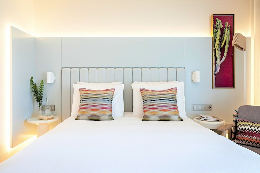 Фото Hotel Croisette Beach Cannes-MGallery