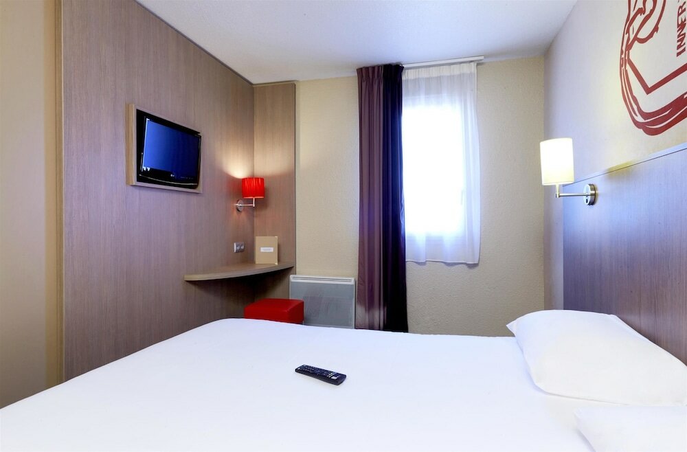 Фото Kyriad Cholet