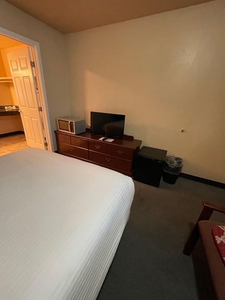 Фото Fairground Inn