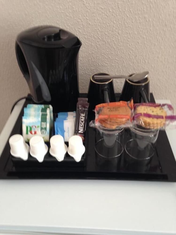 Фото The Grosvenor Guest House