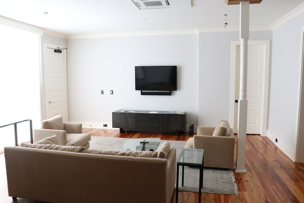 Фото The Quarters on King