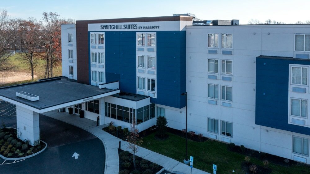 Фото SpringHill Suites by Marriott Woodbridge