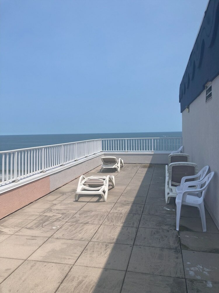 Фото Paradise Plaza Inn