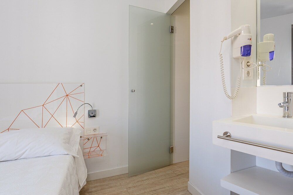 Фото Monjas Del Carmen Hotel