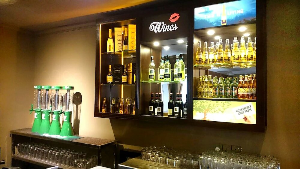 Фото Отель Kandy City by Earl's