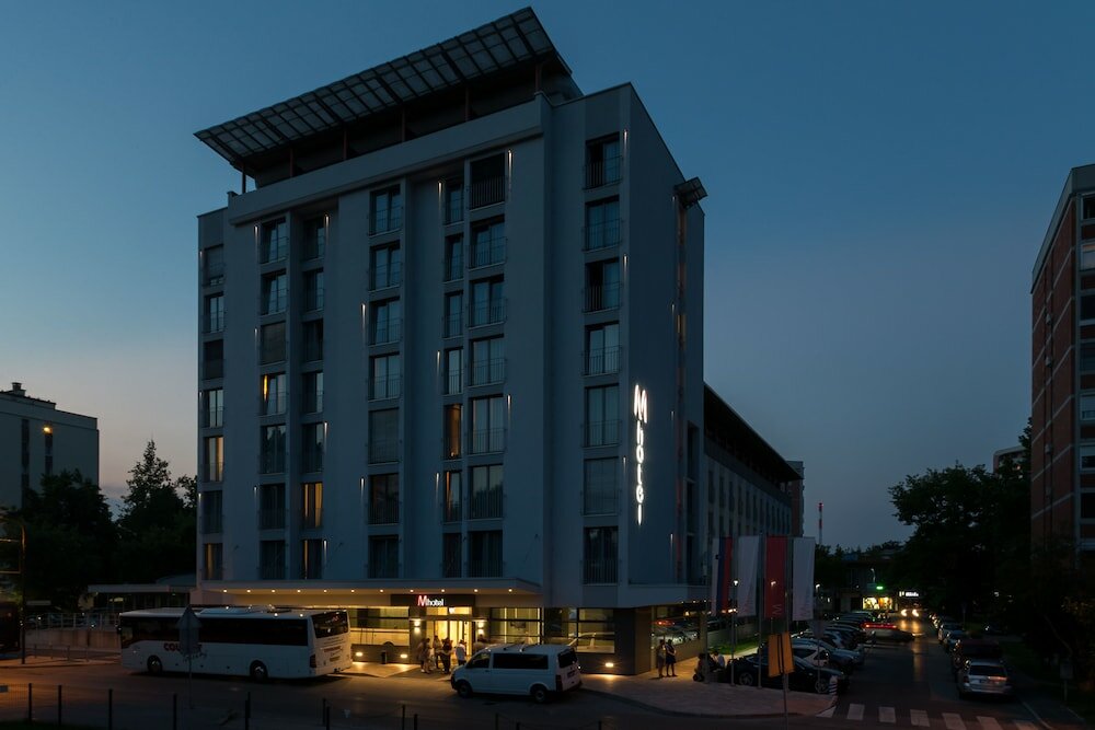 Фото M Hotel Ljubljana
