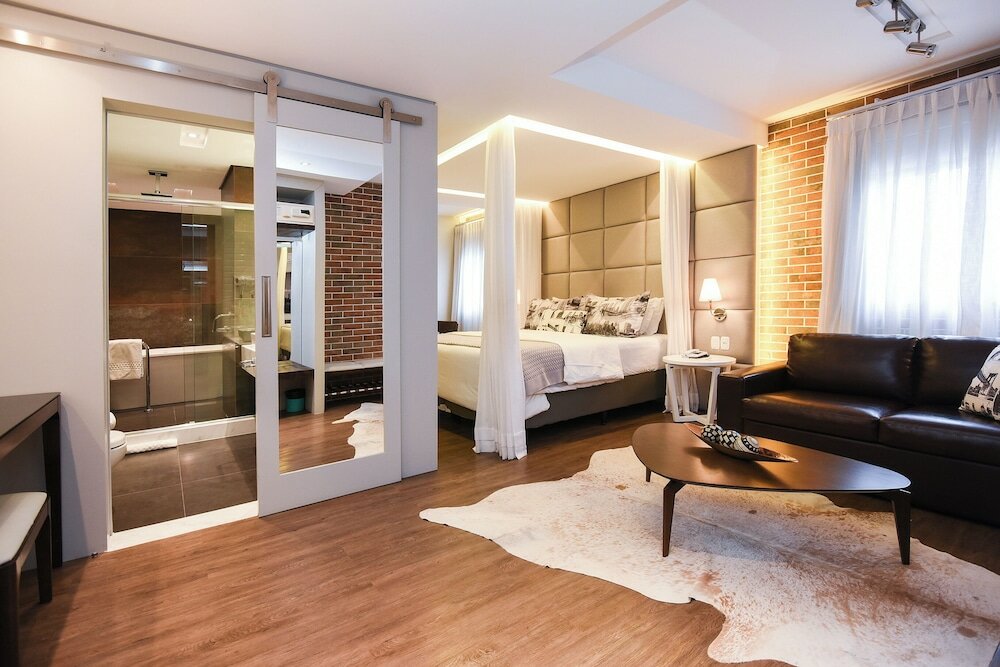 Фото Hotel Cercano