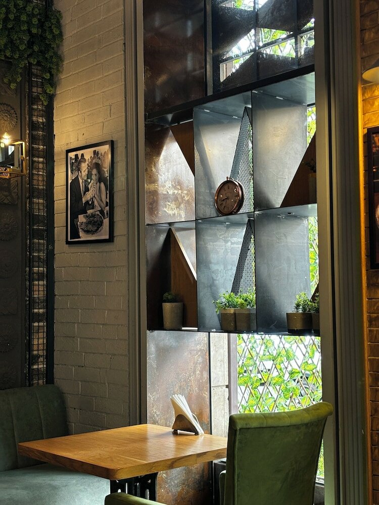 Фото Бульвар