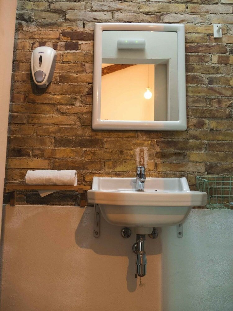 Фото Hostal Cling 43