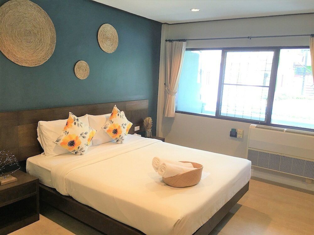 Фото Let's Hyde Pattaya Resort & Villas