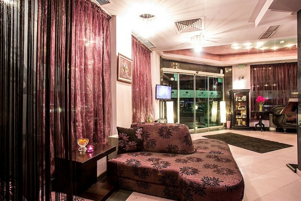 Фото Art Plaza Hotel