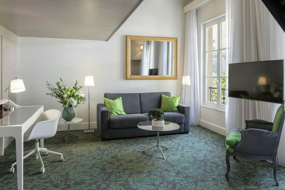 Фото Renaissance Paris Nobel Tour Eiffel Hotel