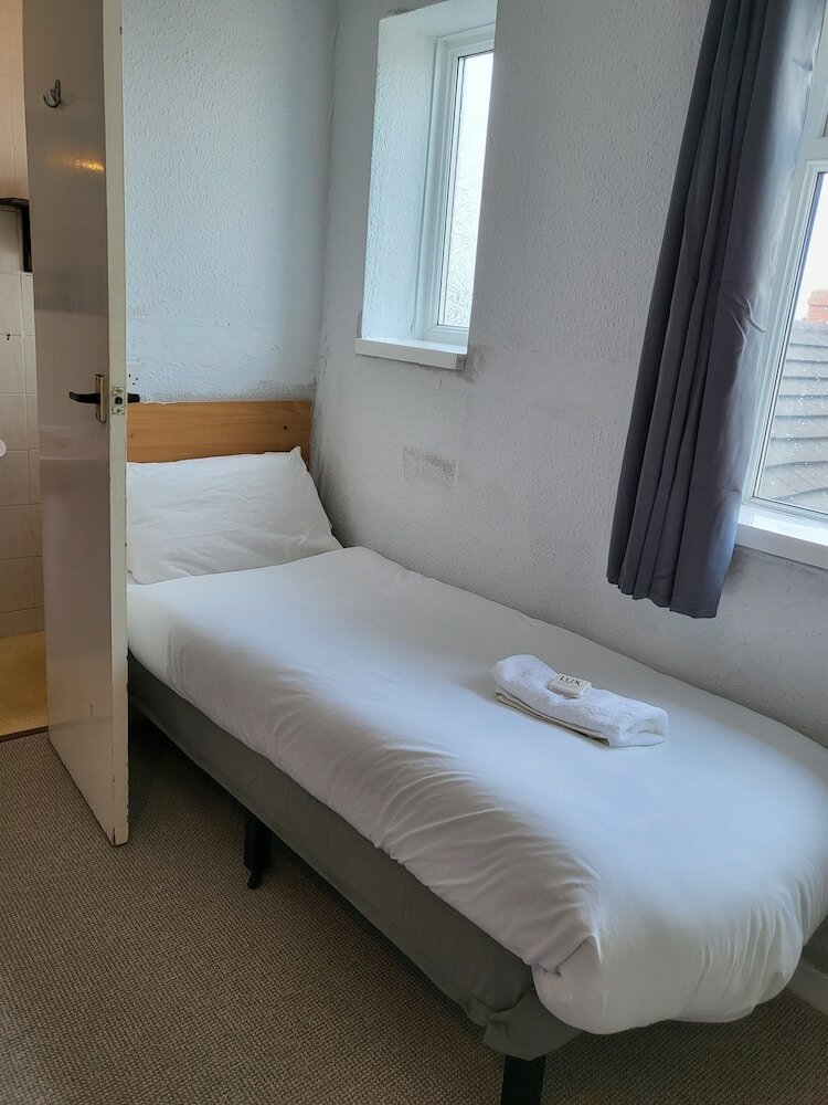 Фото Tulip Hotel