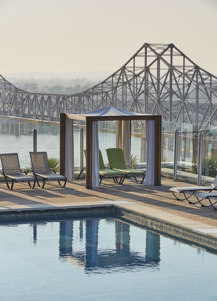 Фото Four Seasons Hotel St Louis