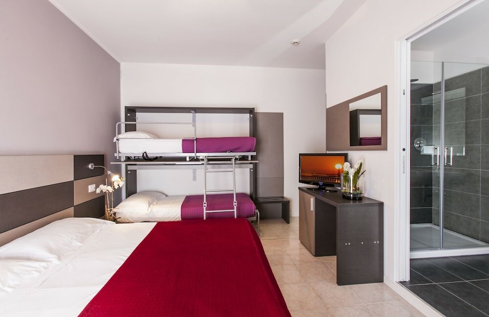 Фото Hotel Gardenia