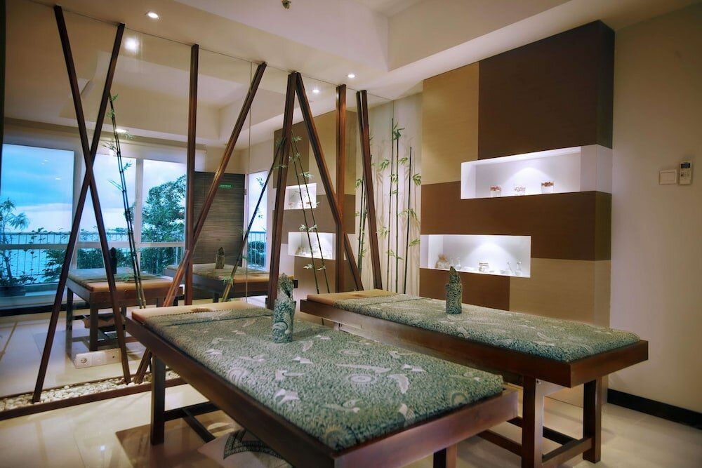 Фото Golden Tulip Balikpapan Hotel & Suites