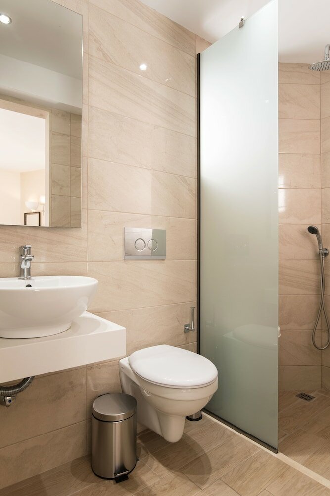 Фото Mirage Studios