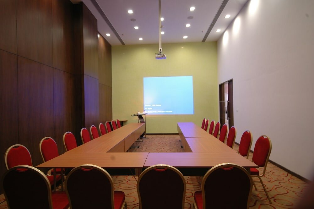 Фото Keys Select by Lemon Tree Hotels, Ludhiana