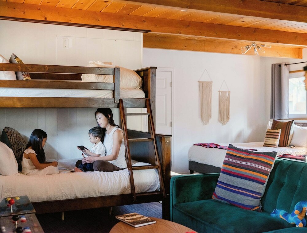 Фото Grand Pine Cabins