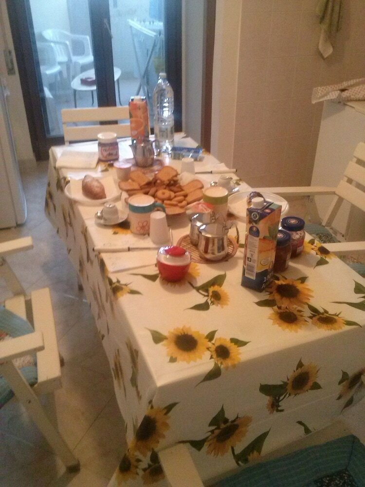 Фото Home Sweet Home