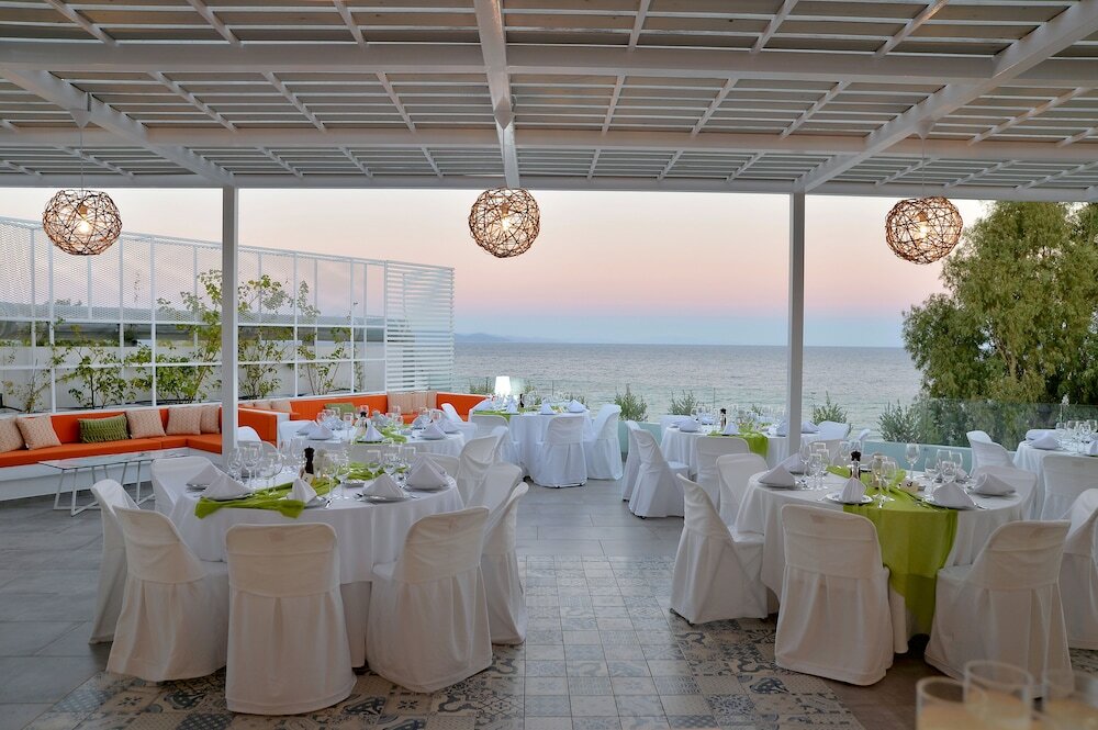 Фото Seasabelle Hotel near Athens Airport