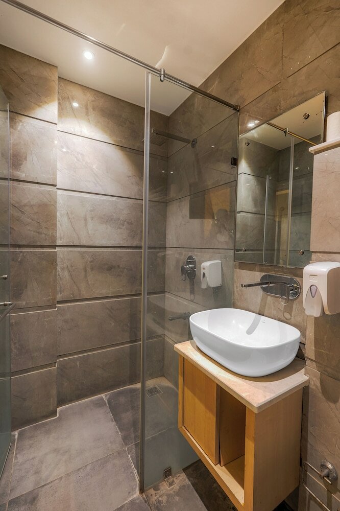 Фото 182360715192