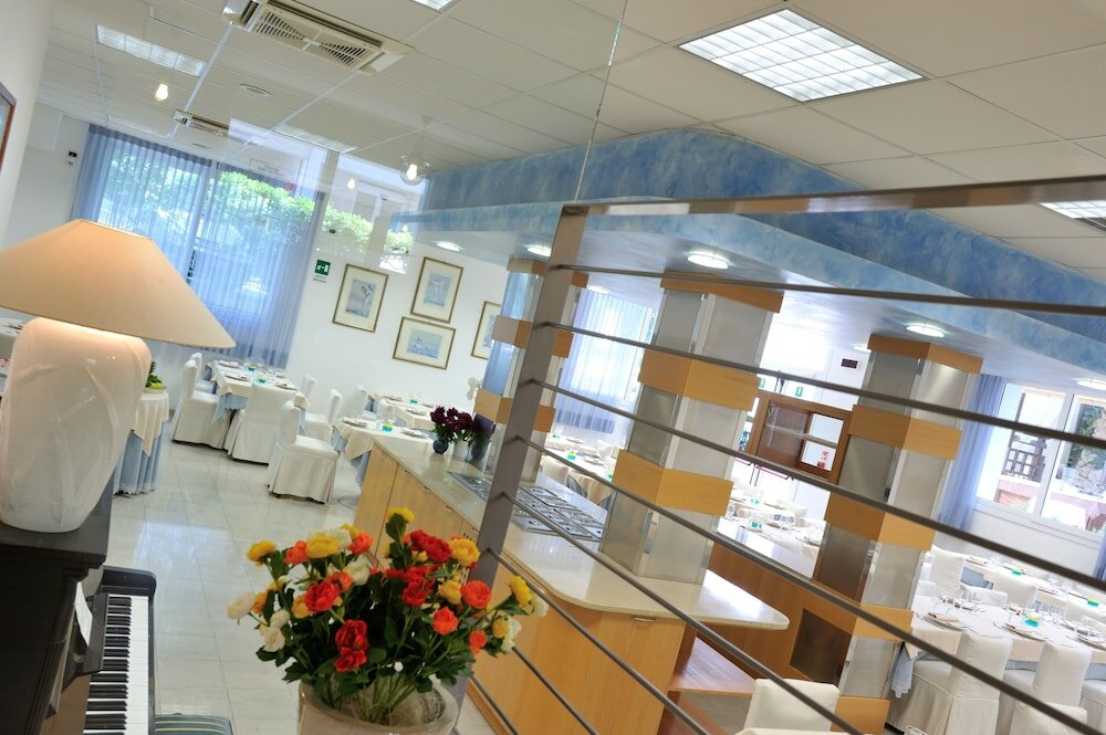 Фото Hotel Salus