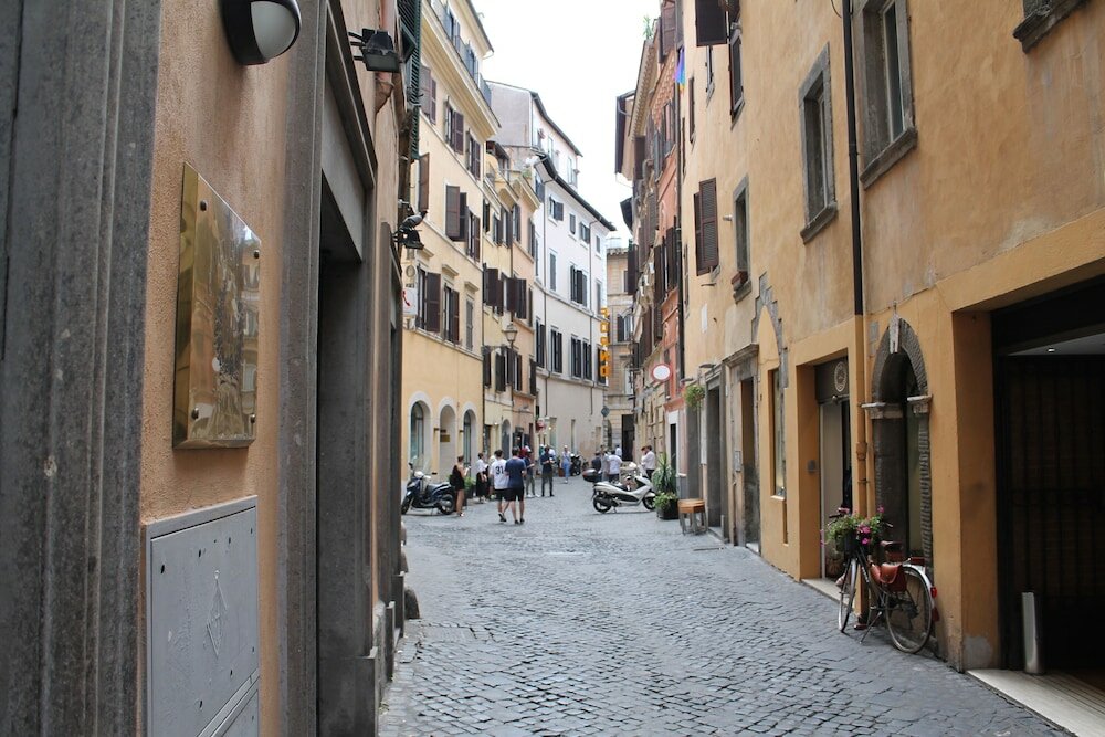 Фото Hotel Pomezia