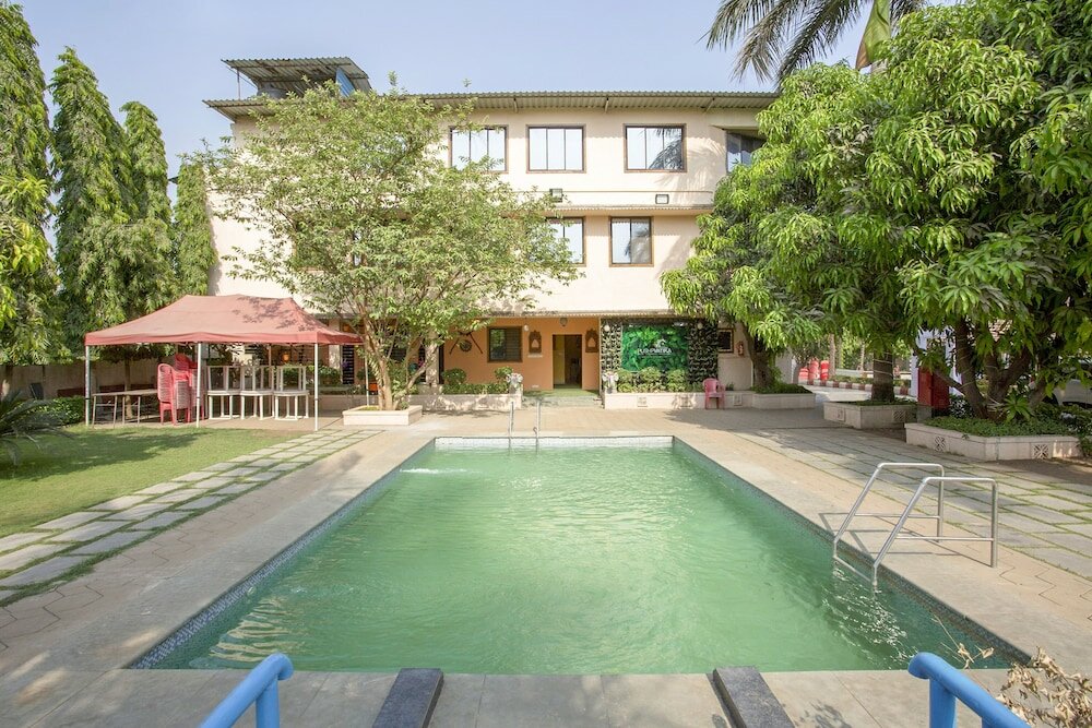 Фото Pushp Vatika Resort & Lawns