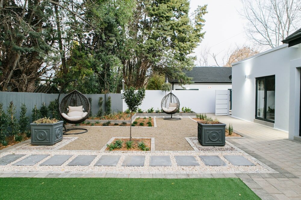 Фото 30 on Whites Guesthouse