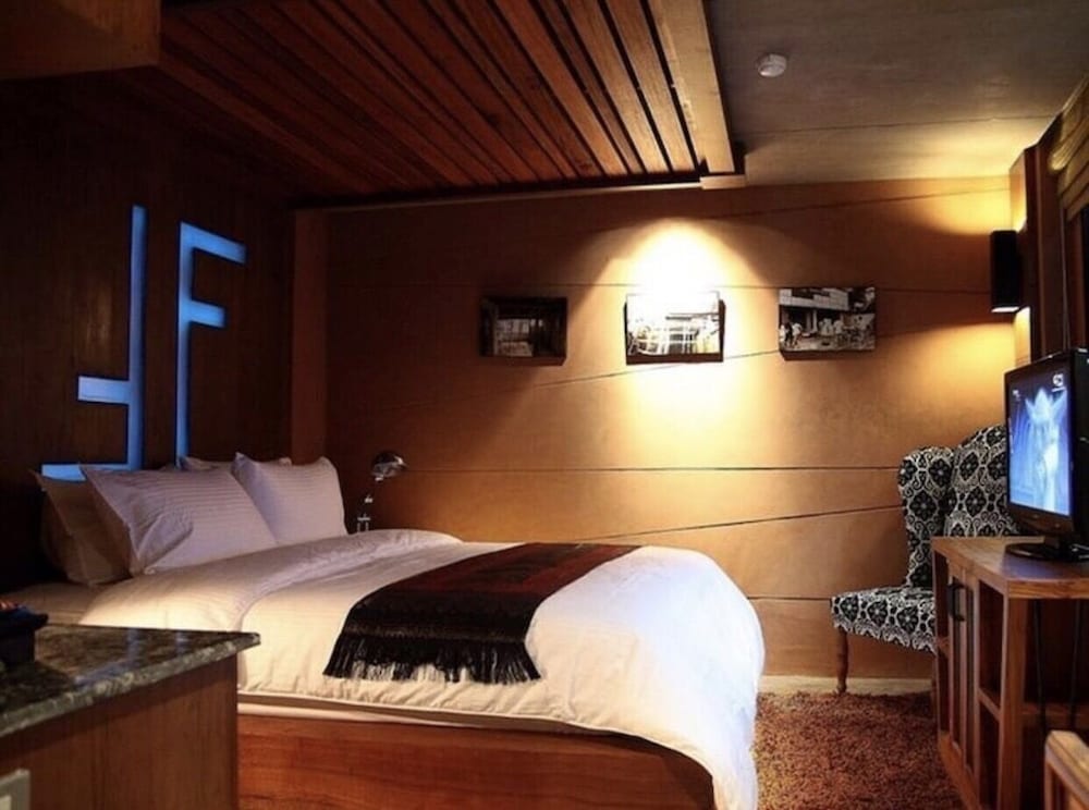 Фото The Fusion Suites