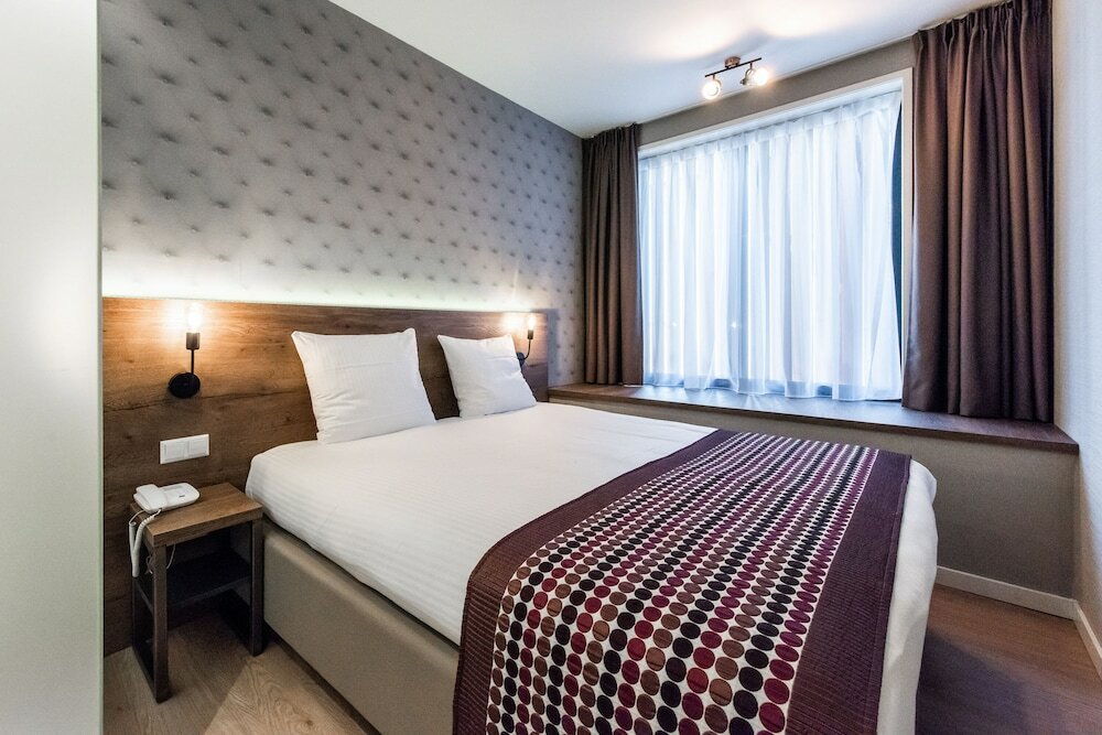 Фото Melrose Hotel