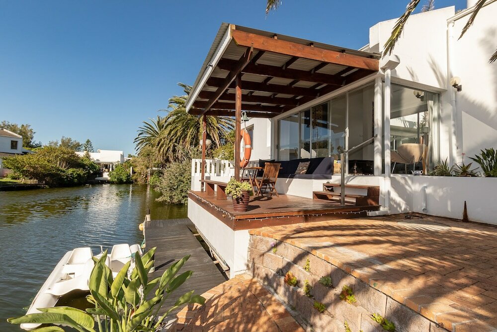 Фото Admiralty B&b