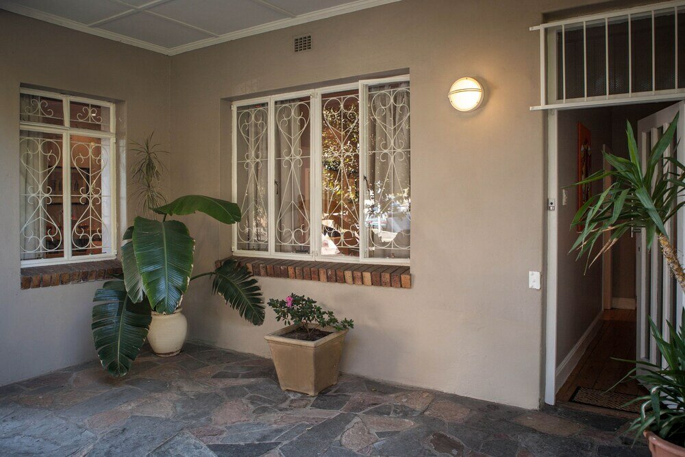 Фото The Lions Guesthouse