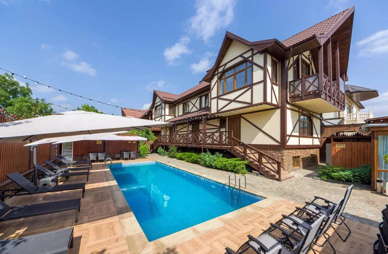 Фото отеля 2