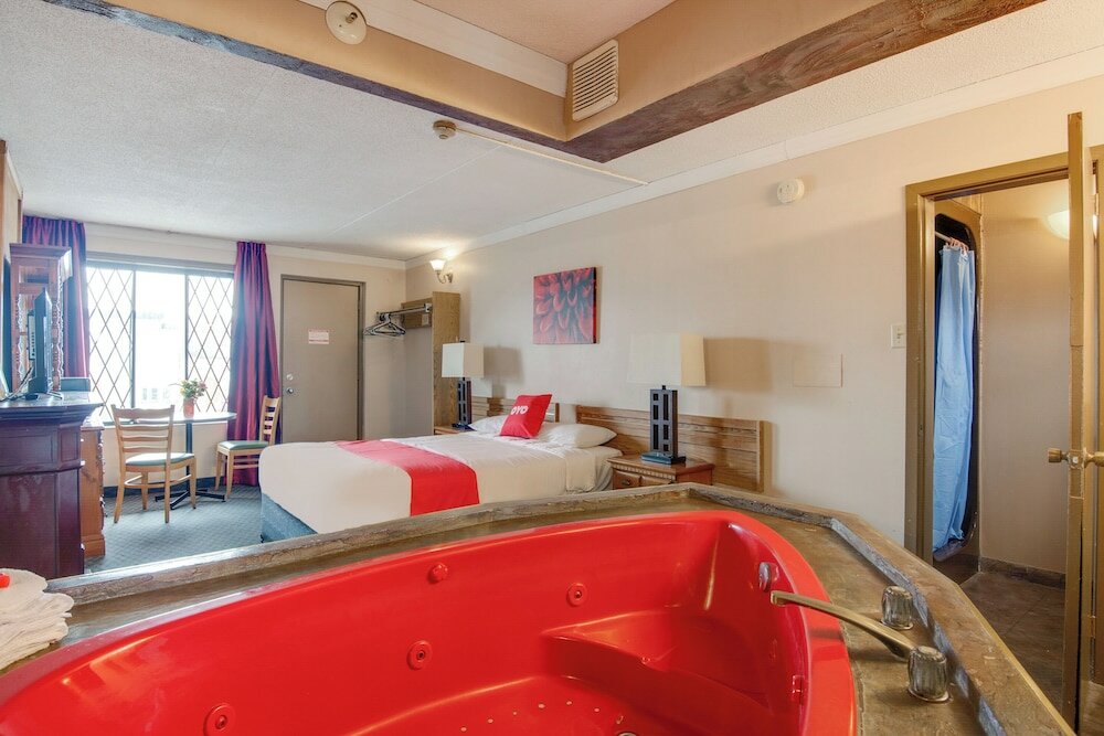 Фото Oyo Hotel Niagara Falls, On - Fallsview