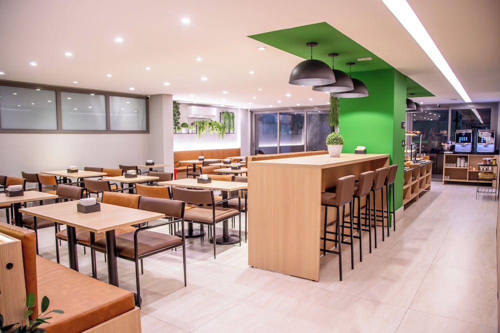 Фото Cozzy Suítes Paraíso Hotel