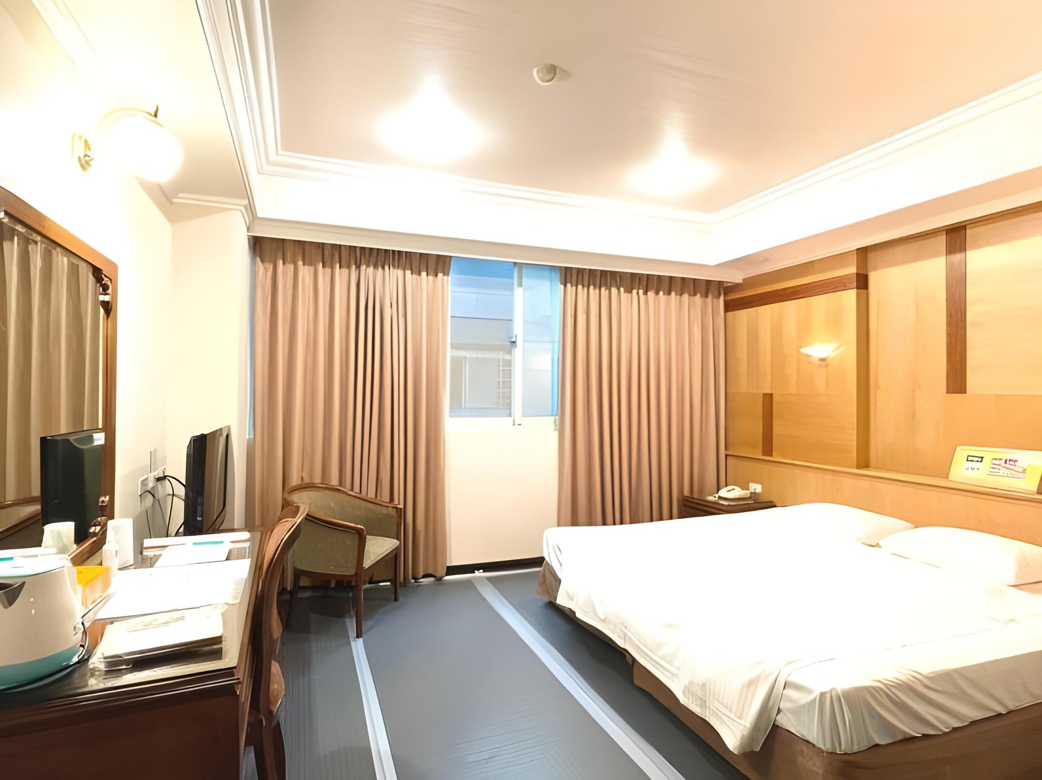 Фото Champion Hotel